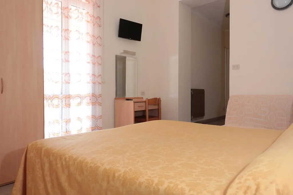 Hotel Villa Amelia Alassio