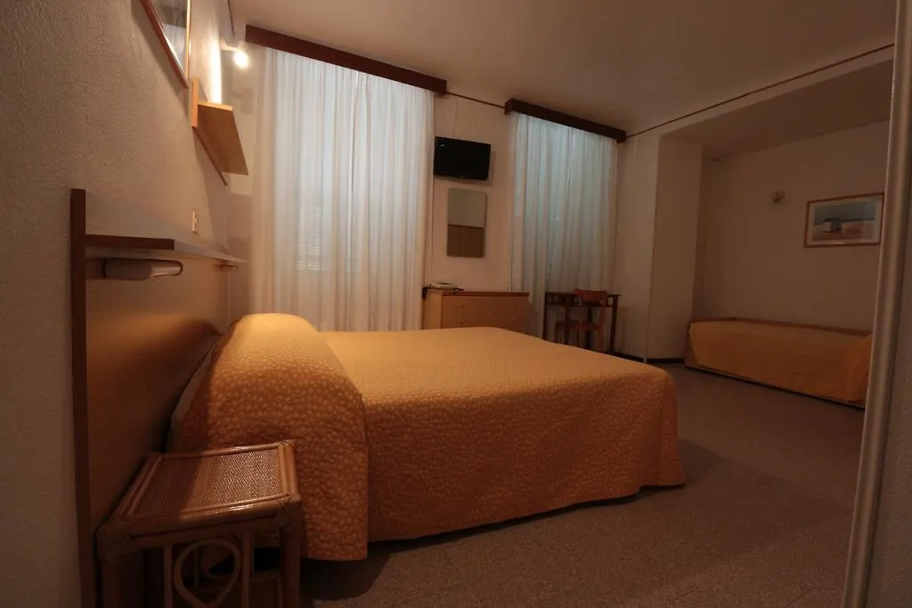 Hotel Villa Amelia Alassio 2*,  Italië
