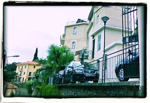 Hotel Villa Amelia Alassio 2*,